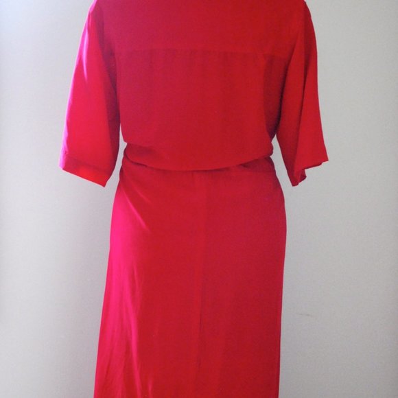 100% Silk Cherry Red Collared Dress - Picture 11 of 12